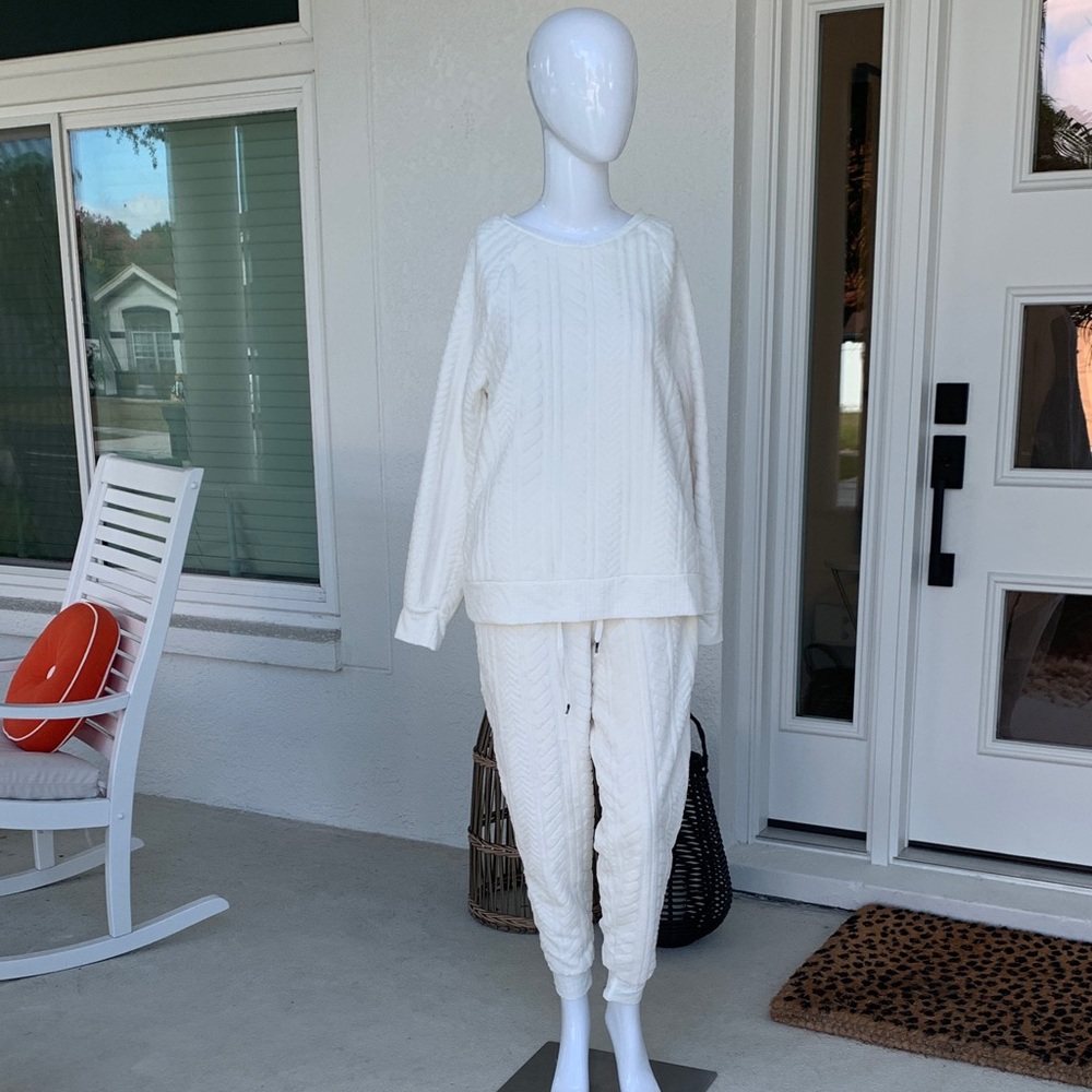 Cozy Cream Cable Knit Sweater and Jogger Set